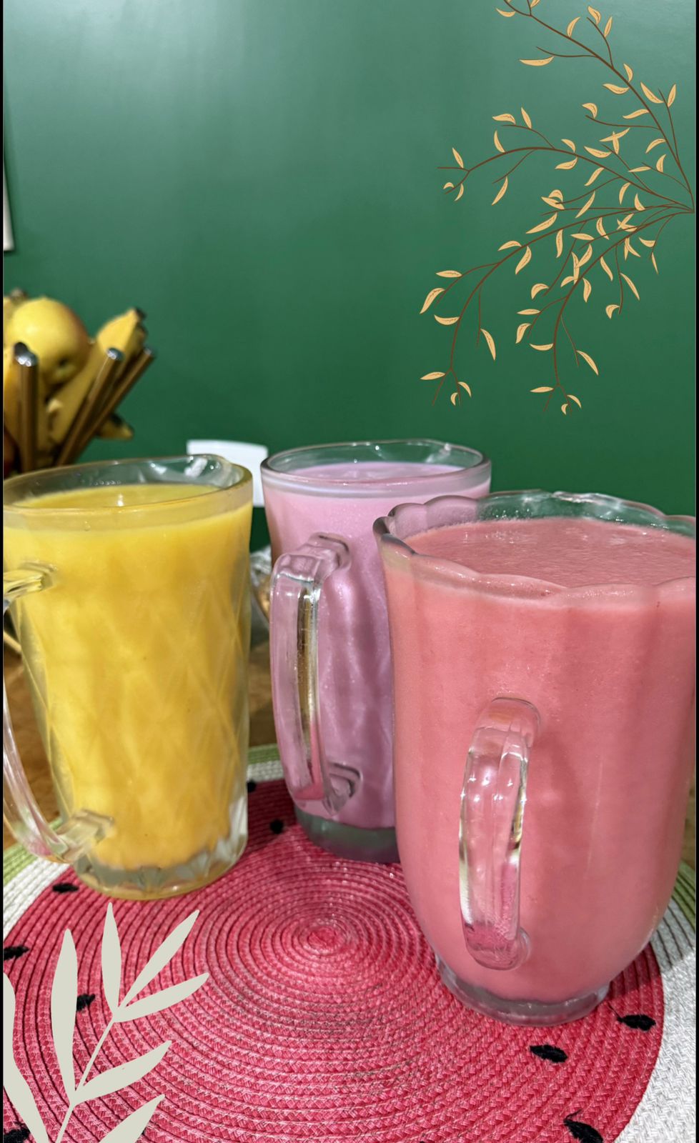 Sucos naturais no café da manhã